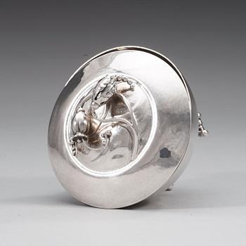GEORG JENSEN, skål med lock "Magnolia/Blossom", Köpenhamn ca 1915-21,.