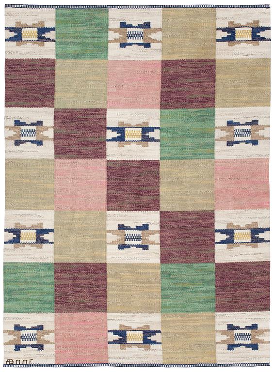 RUG. "Rutmattan". Flat weave (Rölakan). 195 x 144 cm. Signed AB MMF.