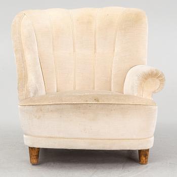 A Swedish Modern armchair, mid-20th century.