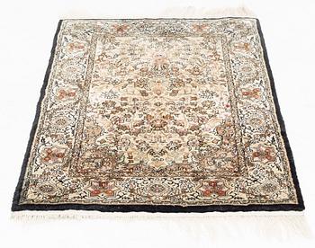 Matta, orientalisk, silke, ca 93 x 63 cm.