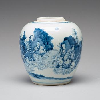 A blue and white jar, Qing dynasty, Kangxi (1662-1722).