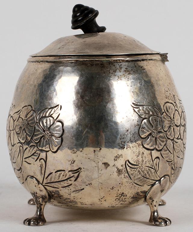 SOCKERSKÅL, silver. 1900-tal. Tot vikt 380 gram.