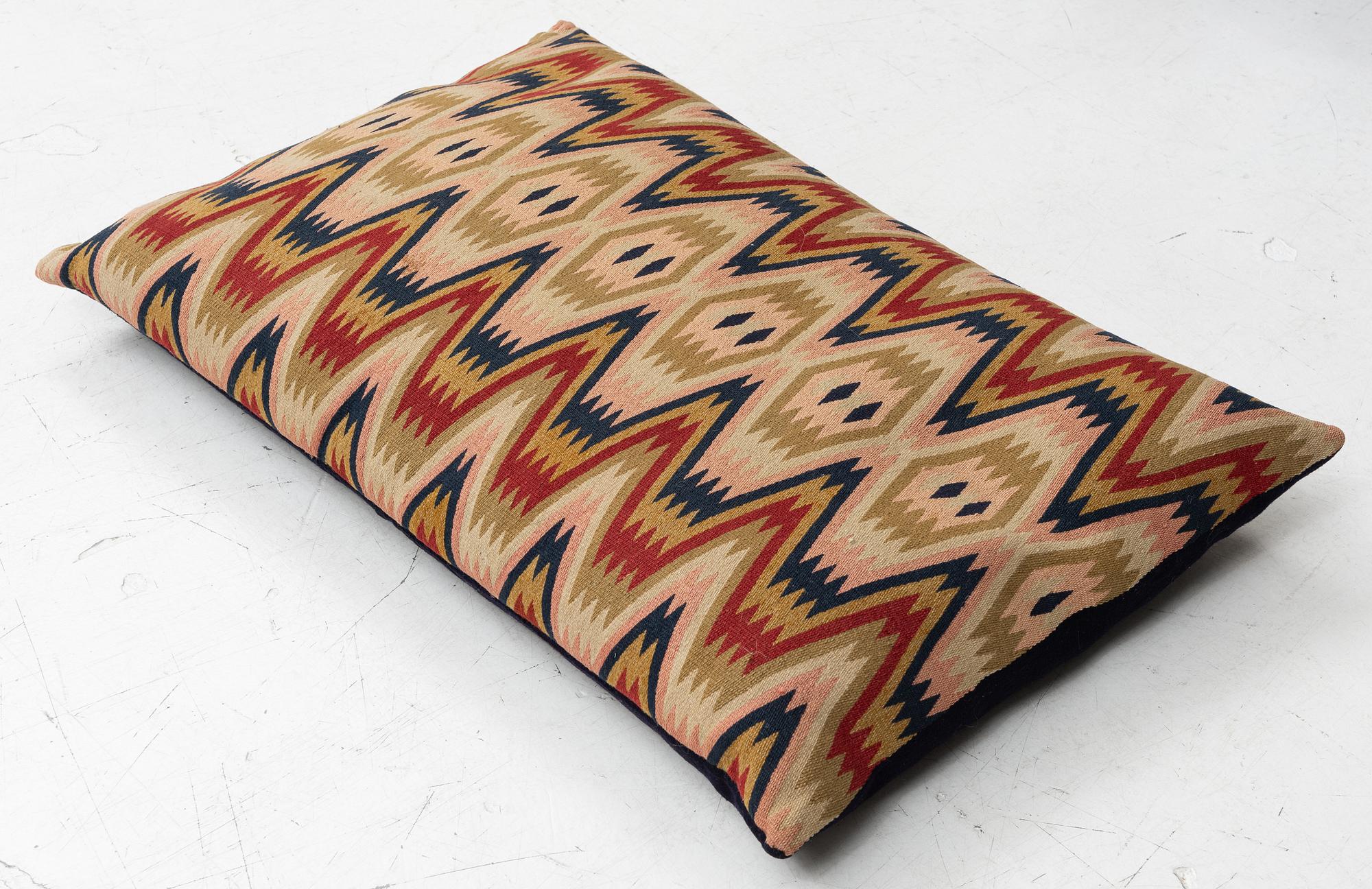 sledge cushion, 20th century.
