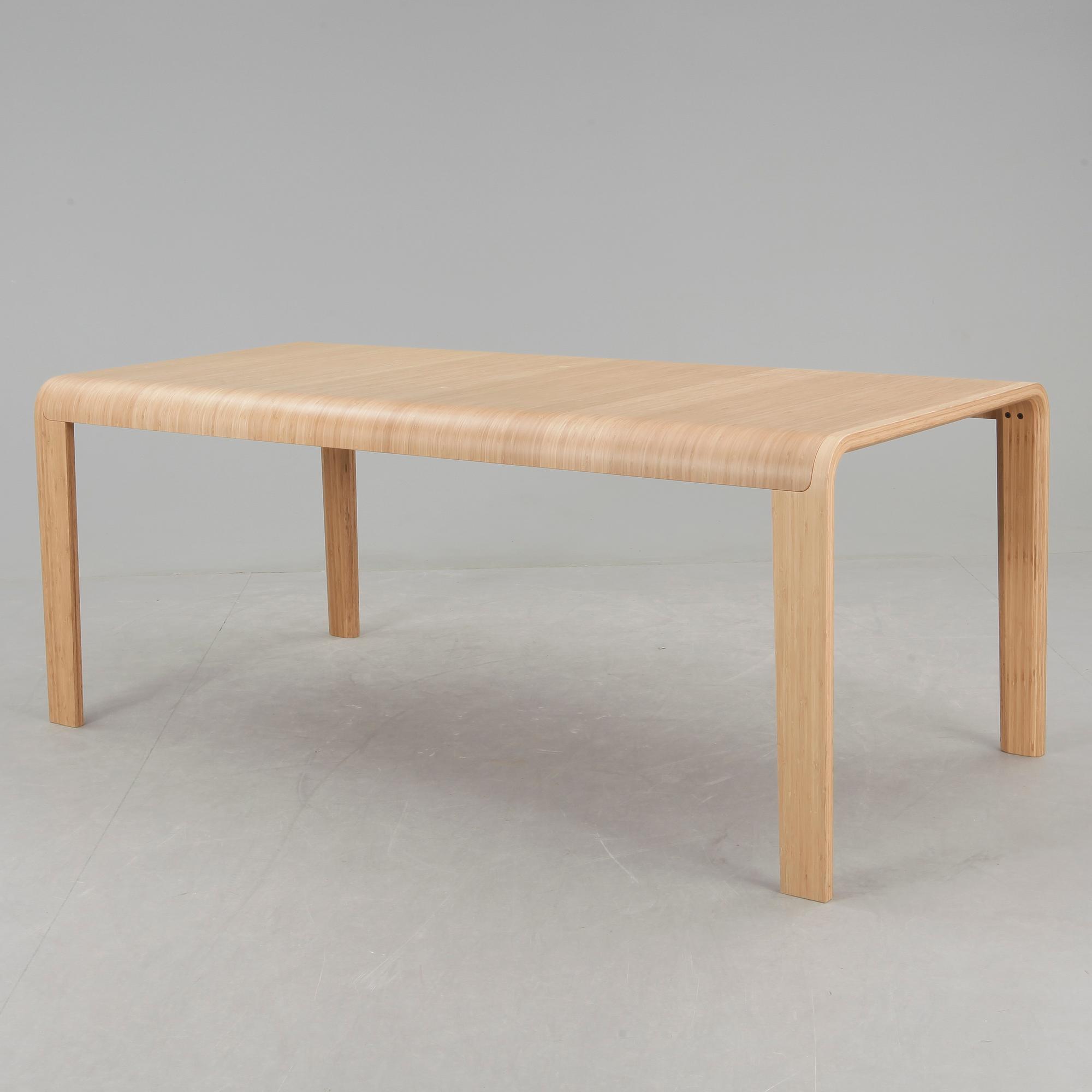 BORD,  Henrik Tjaerby för Artek, 2000-tal.