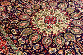 MATTA, Täbriz, ca 297 x 202 cm.