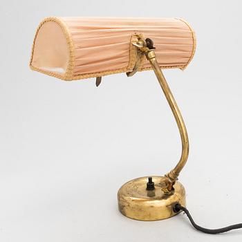 Mauri Almari, a 1950's '61041' table lamp for Idman.