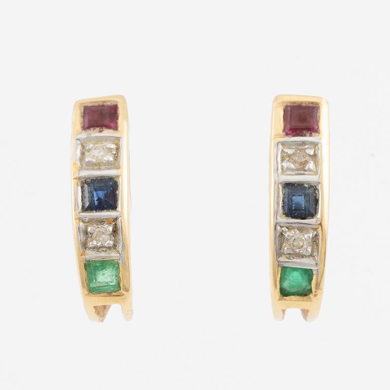 Ring, samt ett par örhängen, 18K guld med små rubiner, smaragder, safirer och diamanter.