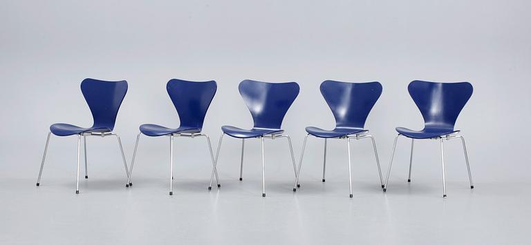 STOLAR, 5 st, "Sjuan", Arne Jacobsen för Fritz Hansen, Danmark, 1989.
