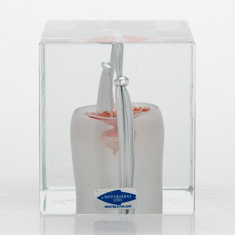 Oiva Toikka, annual glass cube, signed Oiva Toikka, Nuutajärvi 1985, 88/2000.