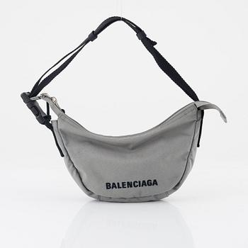 Balenciaga, bum bag.