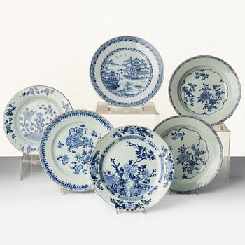 Parti, 8 delar, porslin. Qingdynastin, Qianlong (1736-95).