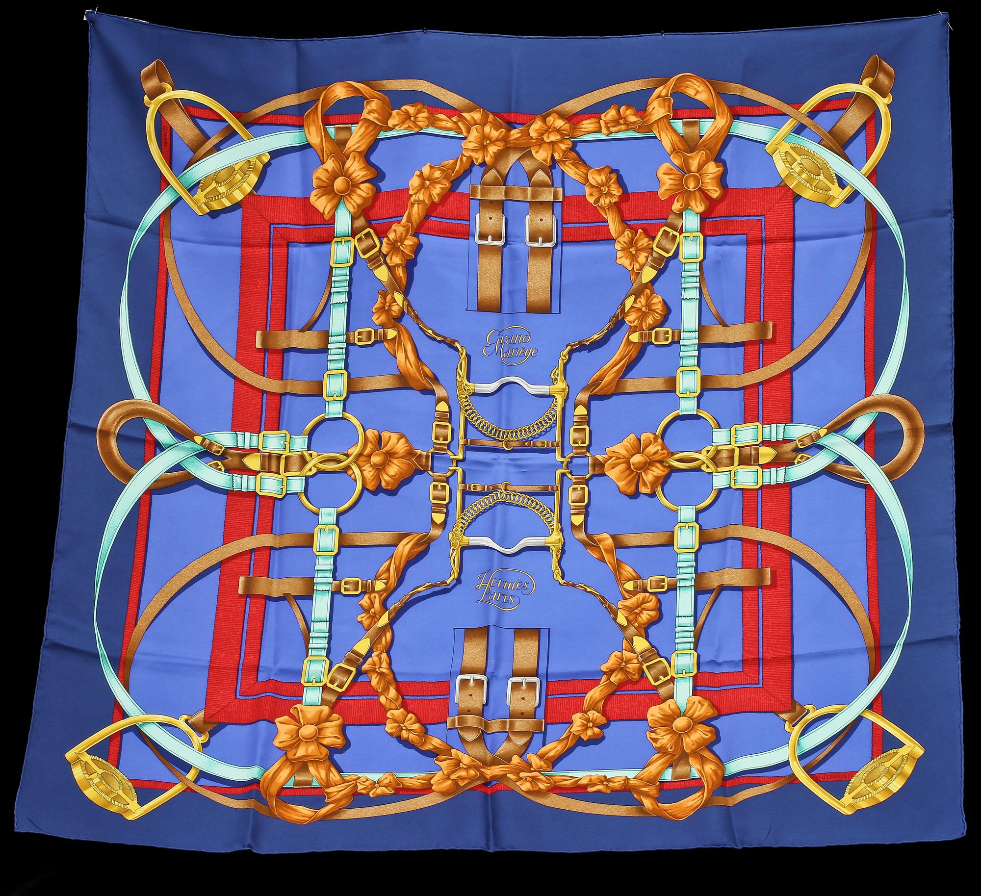 SCARF, siden, "Grand Manege", design Henri de Origny, Hermès, Paris.