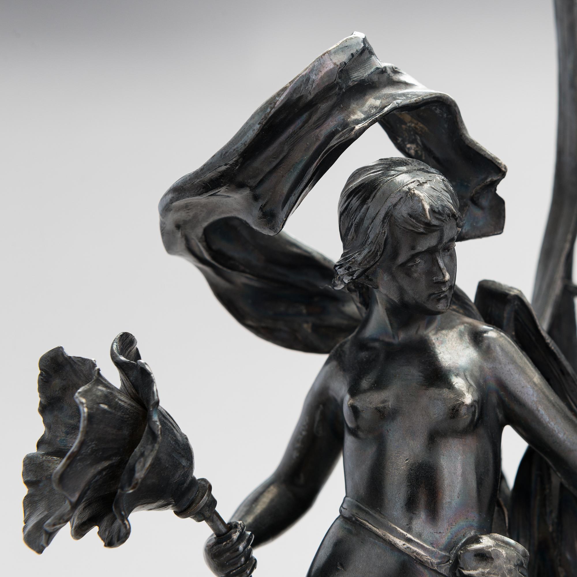 Vaser, 2 st, försilvrad metall, art nouveau, WMF, 1900-talets början.