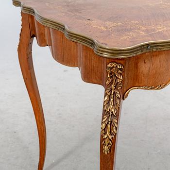 Damskrivbord, Louis XV-stil 1900-talets första hälft.