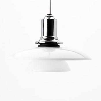 Poul Henningsen, taklampa, "PH 2/1", Louis Poulsen, Danmark.