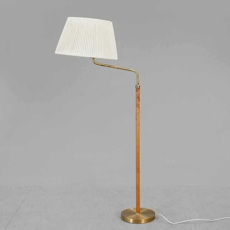 GOLVLAMPA, 1900-talets andra hälft.