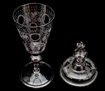 POKAL MED LOCK, glas. 1700-tal.