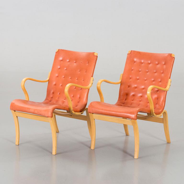 A PAIR OF BRUNO MATHSSON "MINA" ARMCHAIRS.