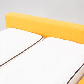 Giuseppe Viganò, a 'Squaring' bed, Bonaldo, Italy.