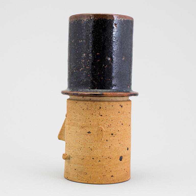 STIG LINDBERG, a stoneware vase, Gustavsberg 1960s.