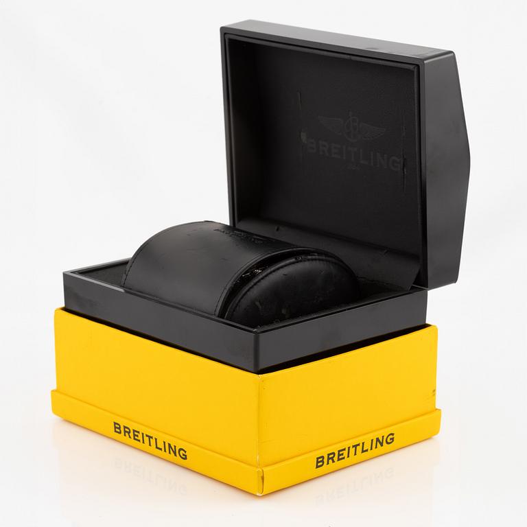 Breitling, Avenger, Skyland, chronograph, wristwatch, 45 mm.