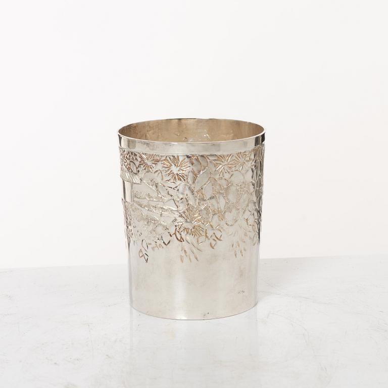 Lars Arby, bägare, sterling silver, Göteborg 1981.