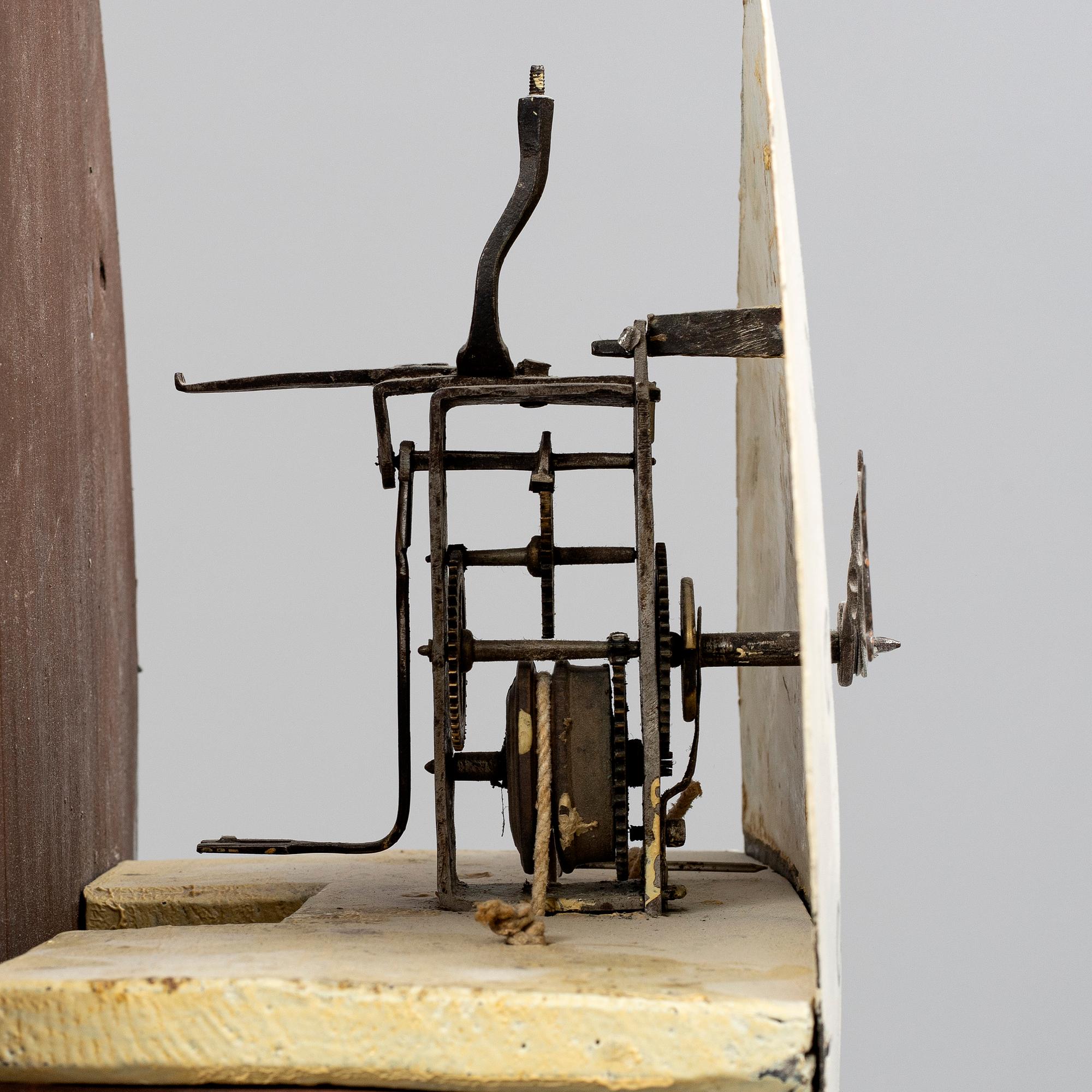 A longcase clock, 18th/19th Century.