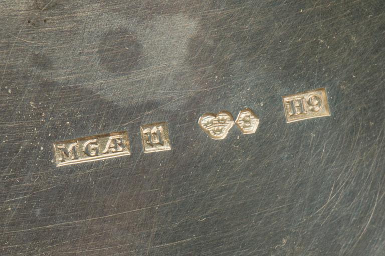 SKÅL, VAS samt FAT, silver. 1900-talets mitt/andra hälft. Total vikt ca 460 gram.
