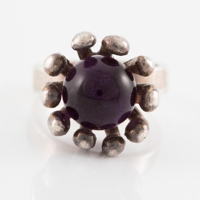 Ring, Stigbert, silver with amethyst ball. 1970.