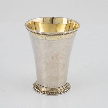 Gustaf Stafhell d ä, bägare, silver, Stockholm 1732.
