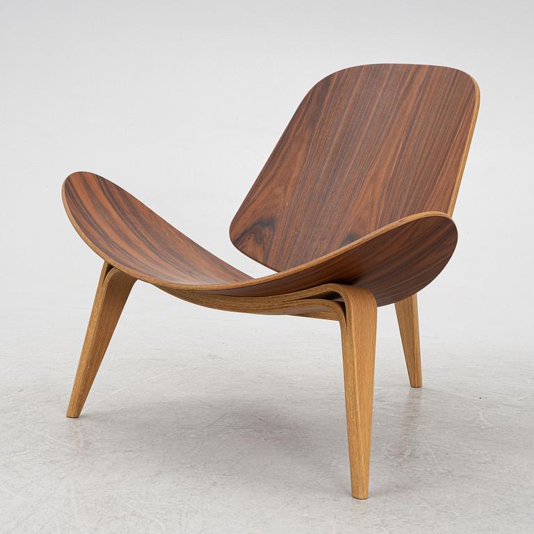 Hans J. Wegner, a model CH07 armchair, "Shell Chair" anniversary edition, Carl Hansen & Søn,  2023.