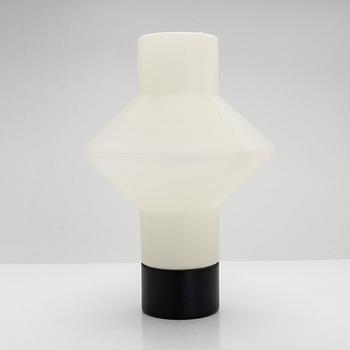 Tapio Wirkkala, bordslampa, modell "TW001", Artek.