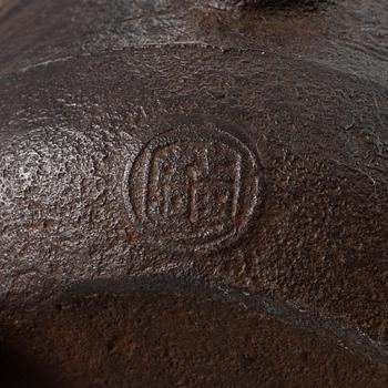 Hibachi (bordsgrill), trä och metall, med tekanna och kittel samt ställ, Japan, Meiji (1868-1912).