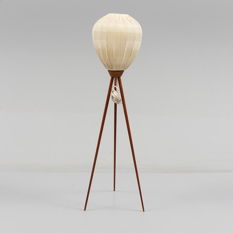 GOLVLAMPA, teak, 1950/60-tal.