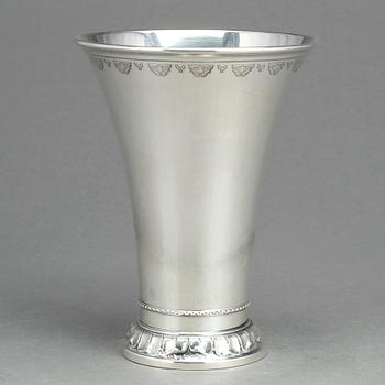 BÄGARE, silver, GAB, Stockholm, 1944. Vikt ca 182 gram.
