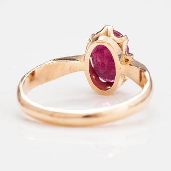RING, 14K guld, rubin.