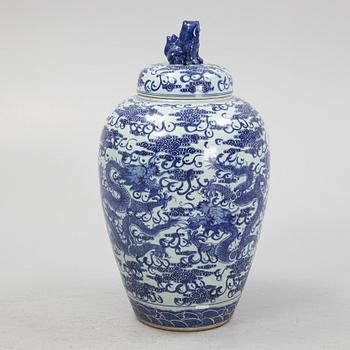 A large blue and white urn, China, 20th century.