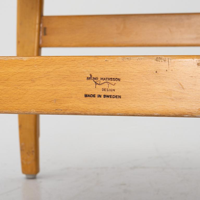 Bruno Mathsson, a matched pair of 'Eva' easy chairs, Firma Karl Mathsson, Värnamo, 1961.