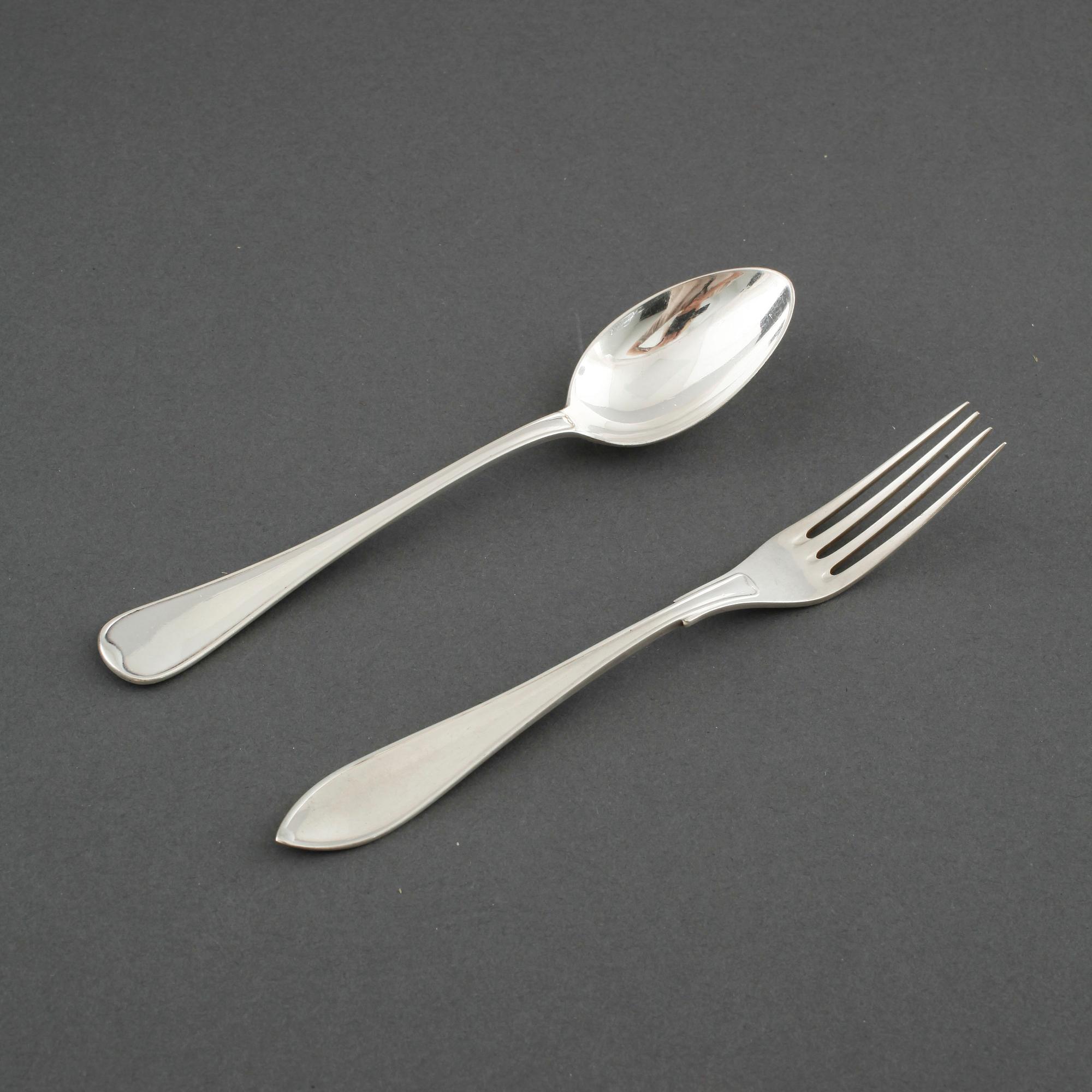 19 pieces of silver cutlery, first half of/mid 20th century.