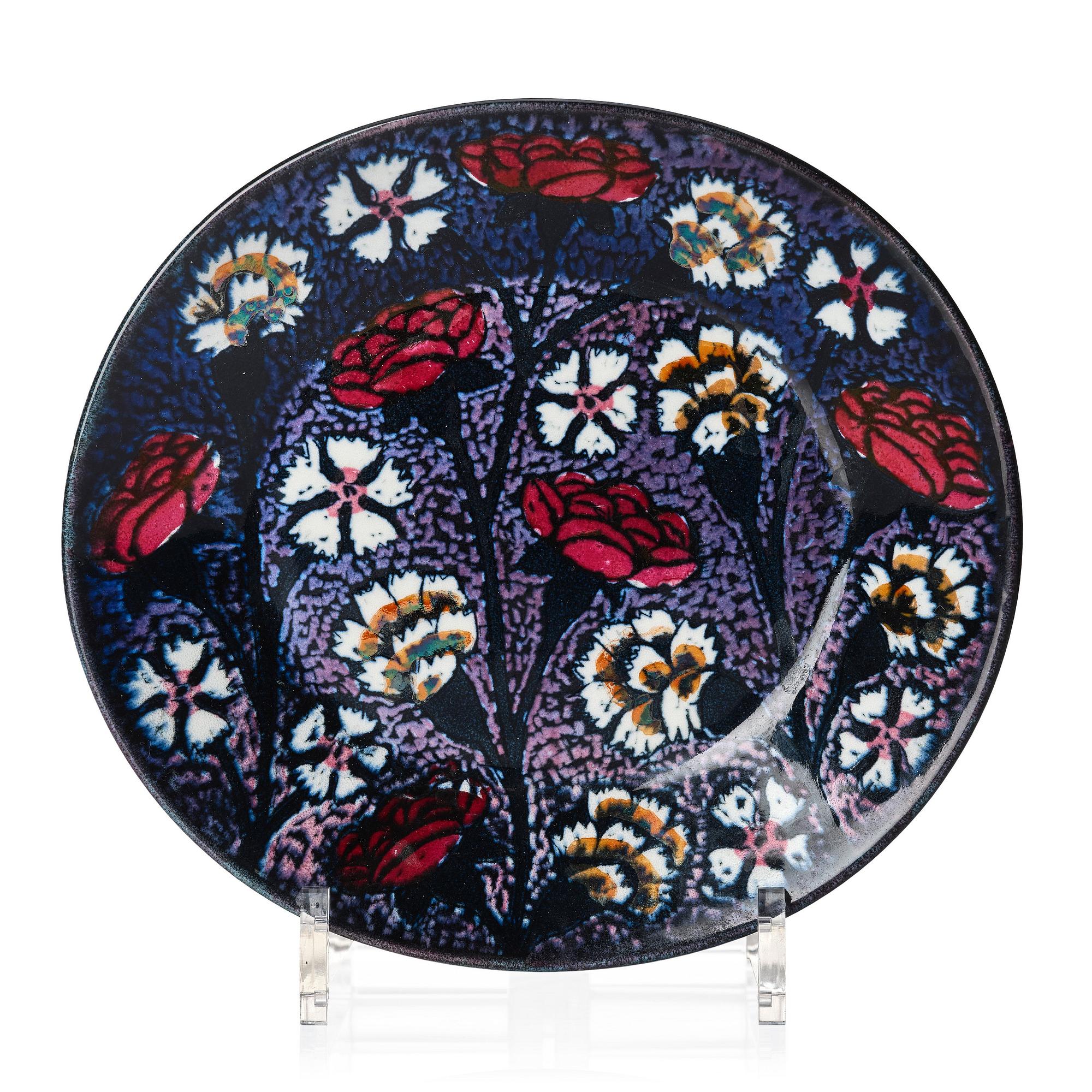 Birger Kaipiainen, a stoneware dish, Arabia, Finland.