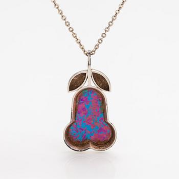 Nanny Still, A sterling silver and titanium necklace. Kultakeskus, Hämeenlinna 1976.