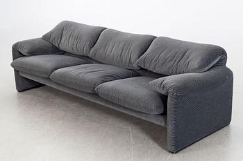 VICO MAGISTRETTI, a Maralugna sofa.