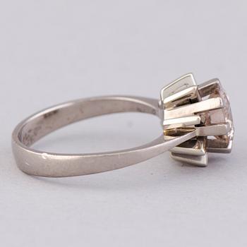 RING, briljantslipad diamant, 18K vitguld.