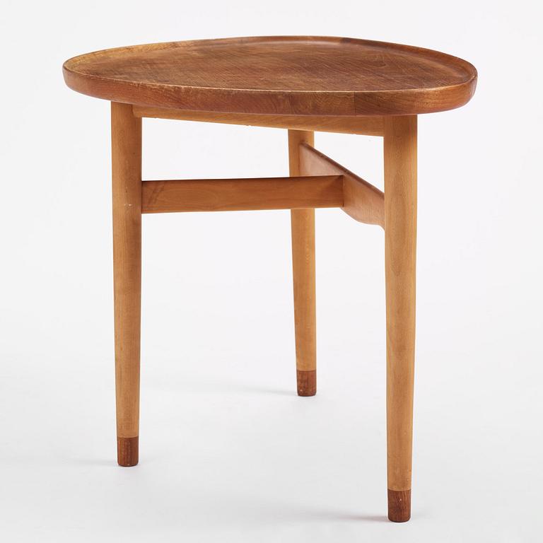 Finn Juhl, an "Eye" coffee table model "FJ 4850", cabinetmaker Carl Brørup, Denmark, 1940s-50s.