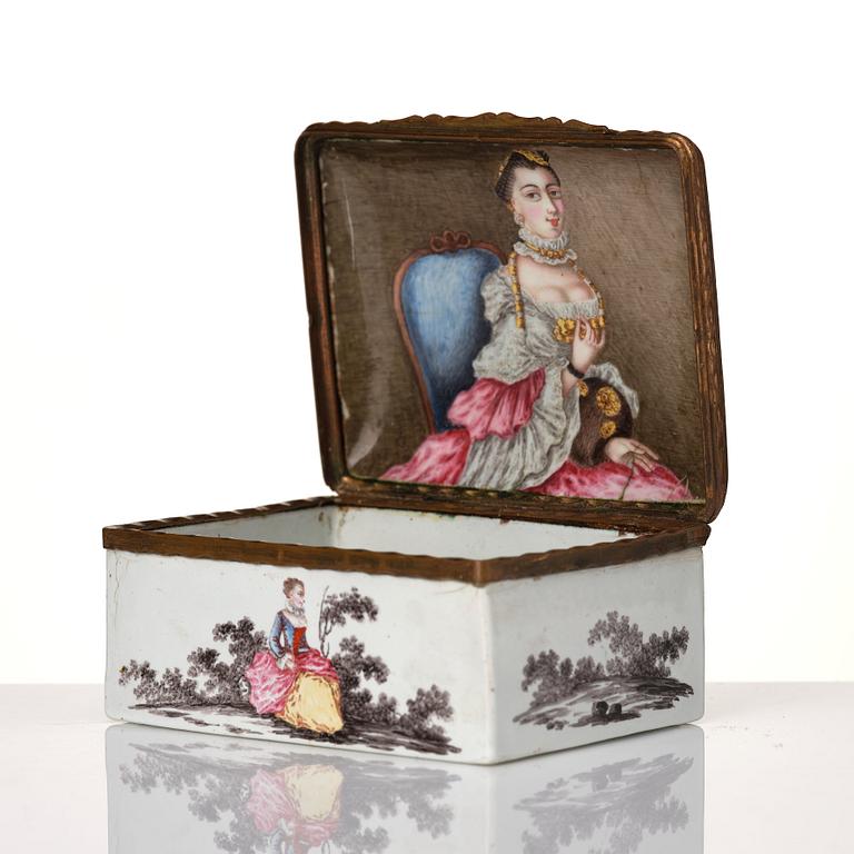Dosor, tre stycken. Europa, 1700-tal.