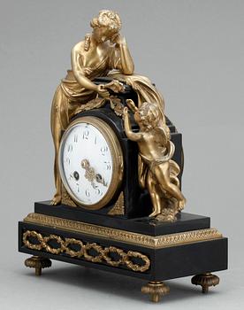 BORDSUR, Louis XVI stil, 1900-talets början.
