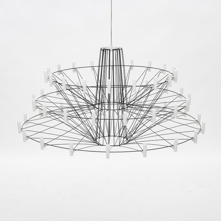 Arihiro Miyake, a 'Coppélia' chandelier, Moooi.