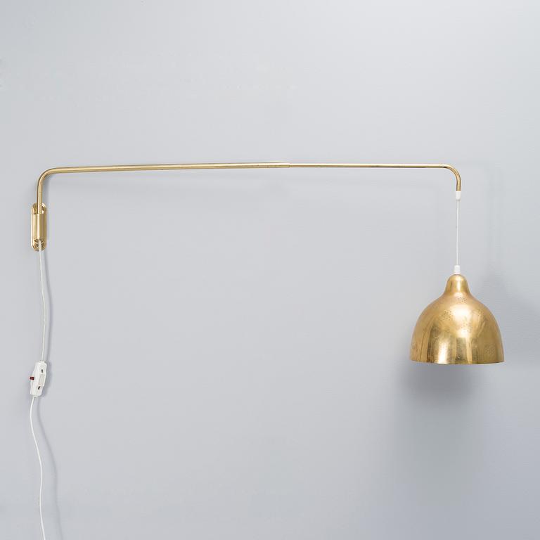 LISA JOHANSSON-PAPE, VÄGGLAMPA. Stämplad Orno, 1950-tal.