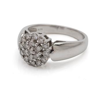 18K white gold ring with diamonds.