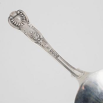 Fiskserveringsbestick, 2 st, silver, England 1846-62.